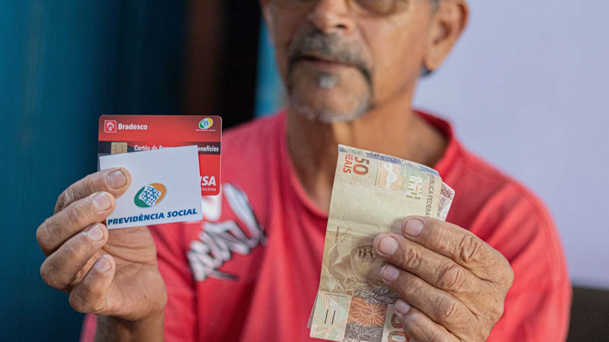 Pagamento 13 salário para nis final 9