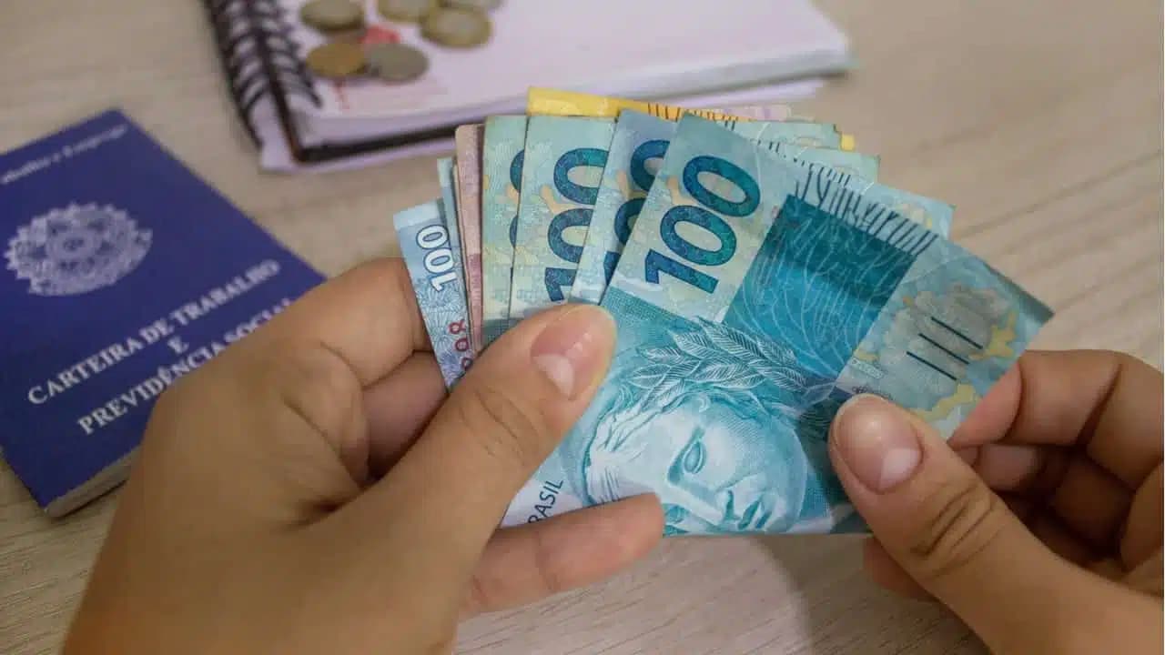 pagamento do 13º salário NIS final 7