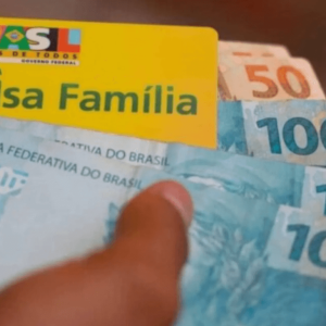 Bolsa Família AM antecipado em Abril